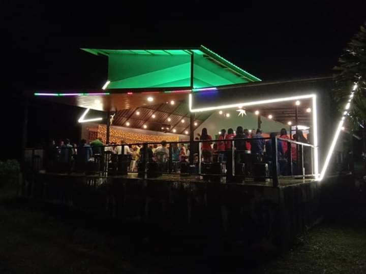 เฟรนด์แคมป์ Villa Khao Kho Rom bilde
